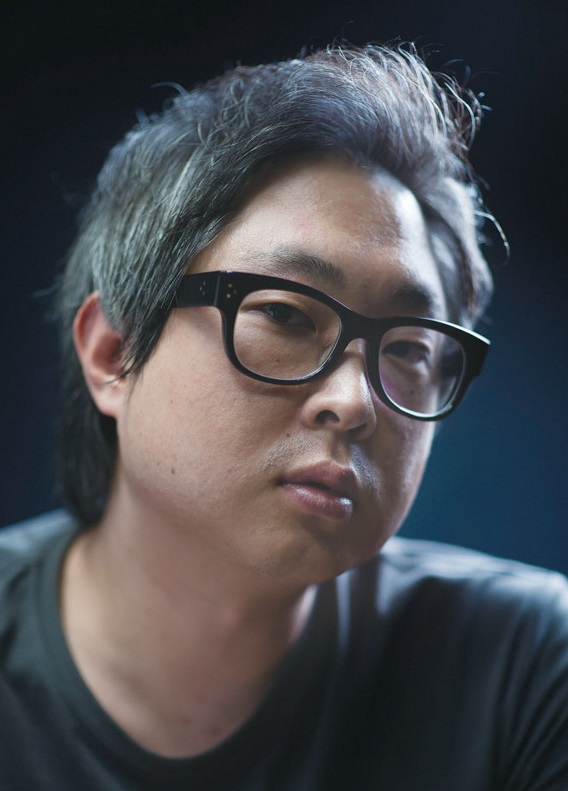 KANG Hyoung-chul: Director: The box-office success of &lt;Sunny&gt; in 2011 proved that popularity of &lt;Scandal Makers&gt;, KANG&#39;s debut feature from 3 years ago, ... - e6d5e9d5590e491fb2bb6abd1df86636